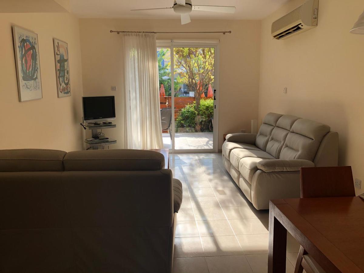 Villa Exceptional Townhouse Paphos Exterior foto